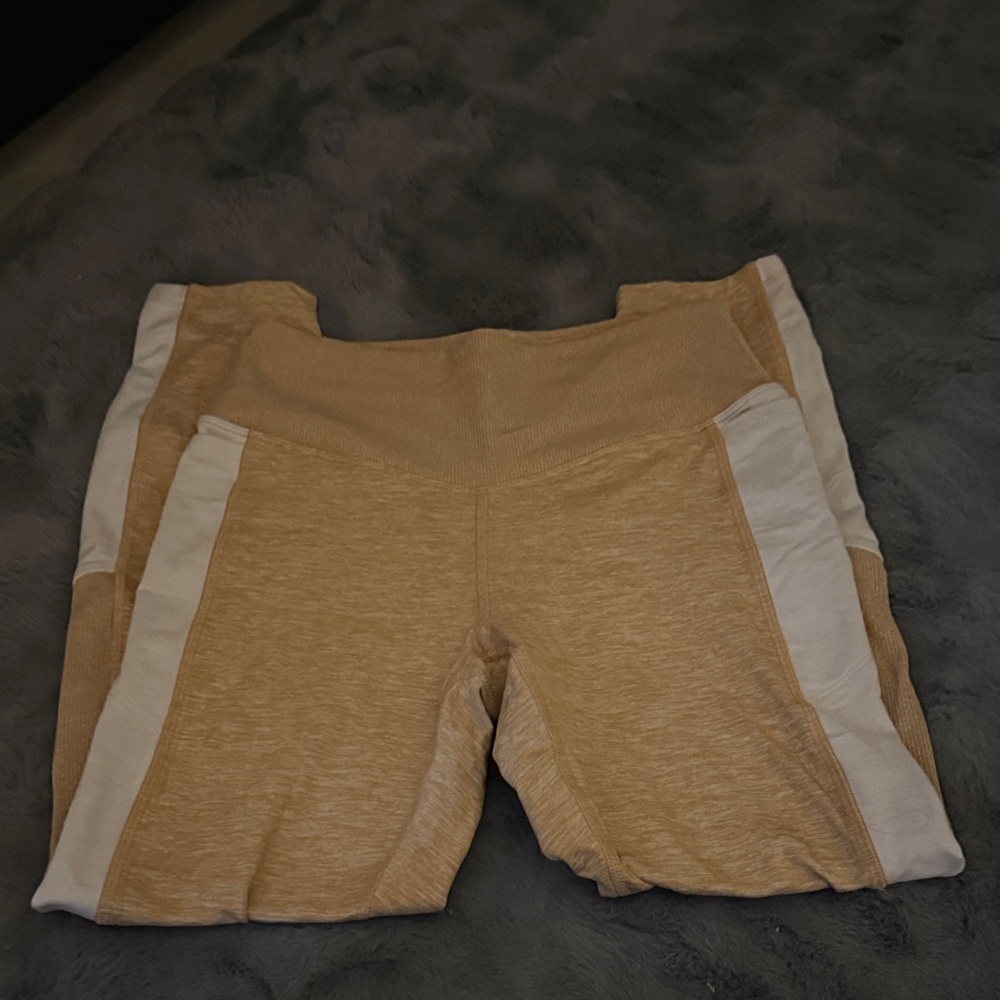 PINK Victoria's Secret Tan and White Leggings